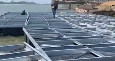 濟寧郭莊港浮箱碼頭施工中